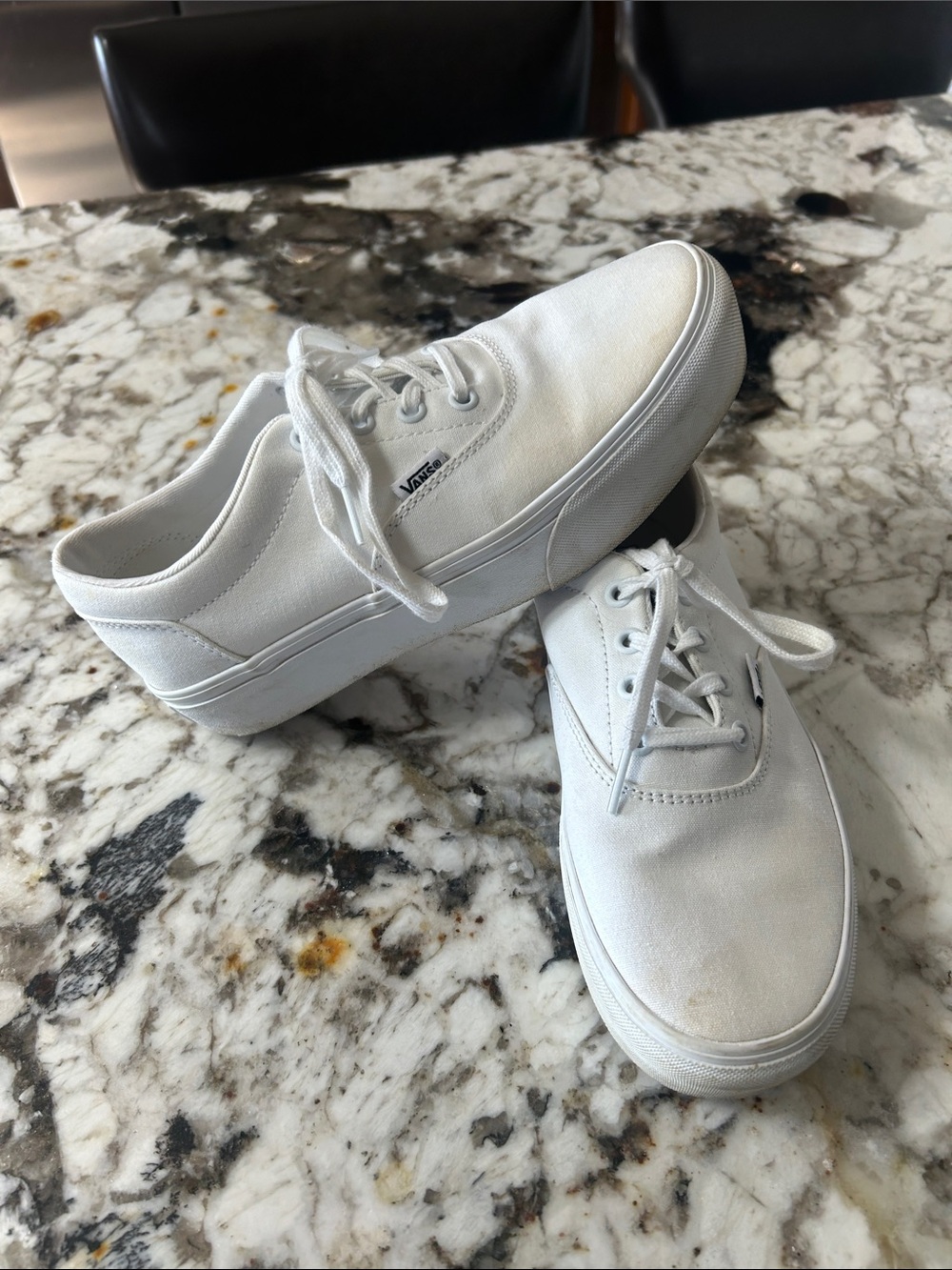 Vans Women’s Classic Canvas Sneakers - White Size 8